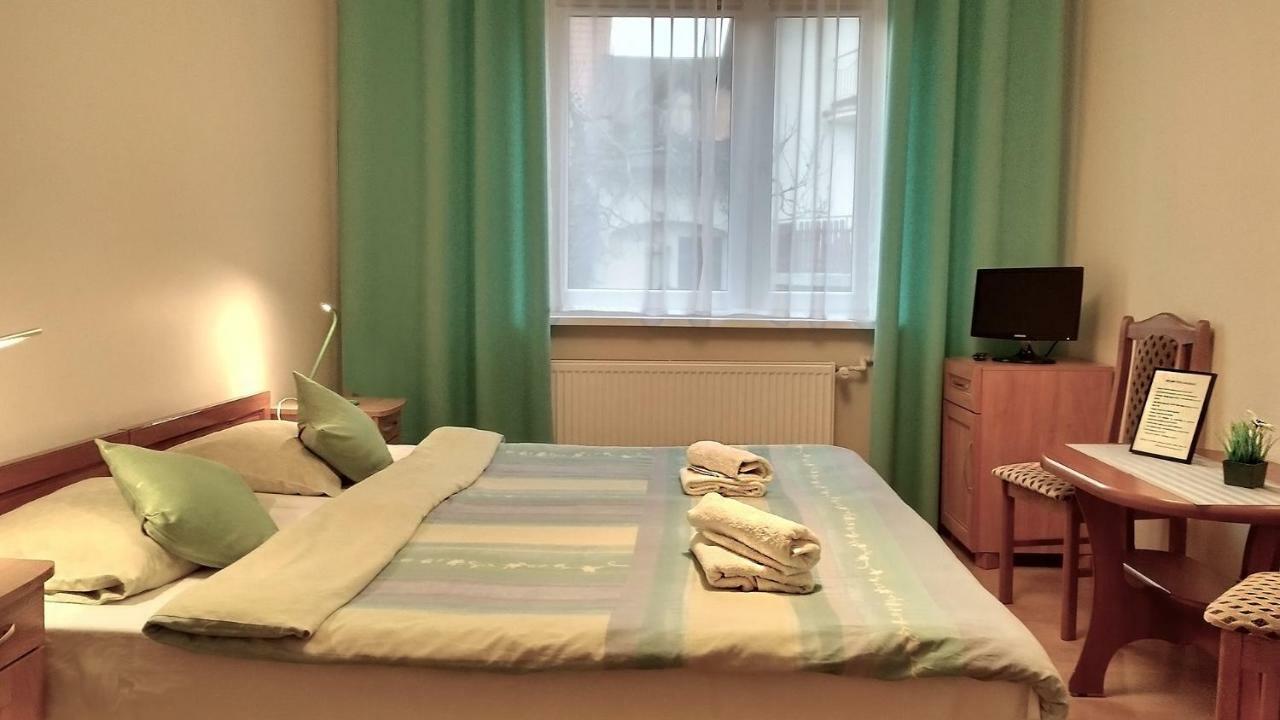 Pod Jarzebina Apartment Stary Toruń Exterior foto